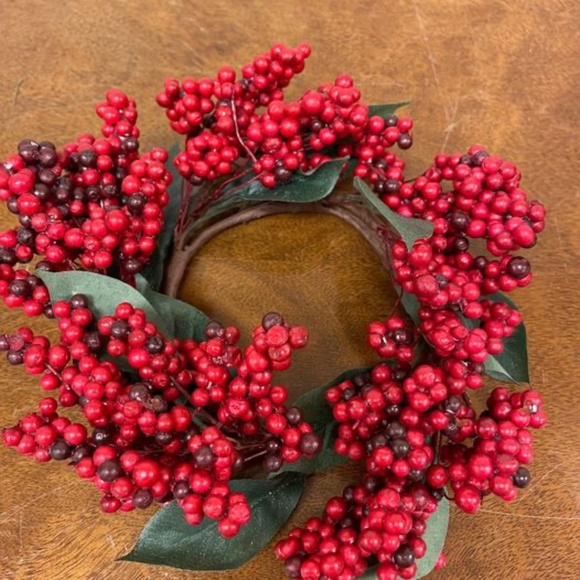 restoration hardware set of 2 8" candle Red berry wreaths - Picture 2 of 4
